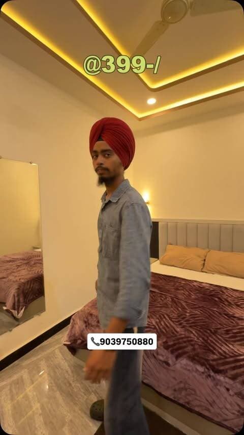 Luxury room in just ₹399 😱
.
.
.
Location 📍bhanpur square bhopal Udayraj hotel
.
.
#sardarjikiyatrabhopal #foodporn #offer #hotelrooms #room