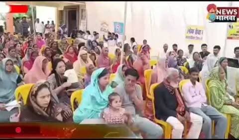 कालापीपल में कलेक्टर बेनिया पे खूब जंची मालवी की मिठास।