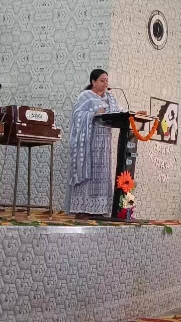 डीसी सिरमौर प्रियंका वर्मा @ गुरुनानक मिशन पब्लिक स्कूल पांवटा साहिब