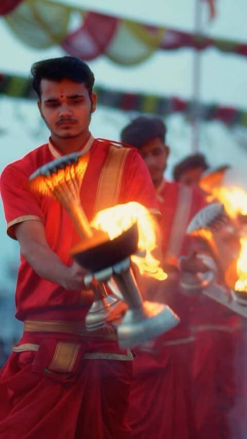 “बनारस-एक इश्क़ ❤️😍”
|| @varanasi_banaras_kashi ||