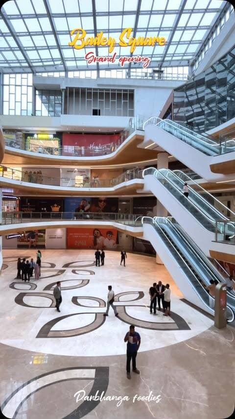 Patna’s biggest Mall Grand opening
.
.
.
#patna #bihar #baileysquare #instagood #explore