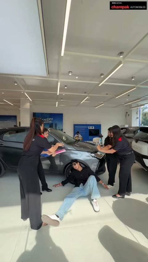 Unbelievable September Offers at Champak Tata Motors 🚗💥
These deals are so good, they might just sweep you off your feet. Champak Tata Motors Bongaigaon is bringing massive savings and festive rewards across the entire lineup this month.
✅ Tata Altroz: Discount up to ₹35,000/-
✅ Tata Nexon: Free Insurance + ₹15,000/- Free Accessories
✅ Tata Tigor: Discount up to ₹35,000/-
✅ Tata Harrier & Safari: Discount up to ₹45,000/-
✅ Tata Sierra(Diesel): Discount up to ₹30,000/-
✅ Tata Curvv: Massive discount up to ₹1,25,000/-
⏳ Offers depend on manufacturing year and variants. Valid till 30th September.
Visit Champak Tata Motors Bongaigaon today to test drive and take home your favorite ride.
📞 Call Us: +91 60036 37200
📍 Location: Champak Tata Motors, Bongaigaon, Assam
#ChampakTataMotors #TataMotors #SeptemberOffers #Bongaigaon