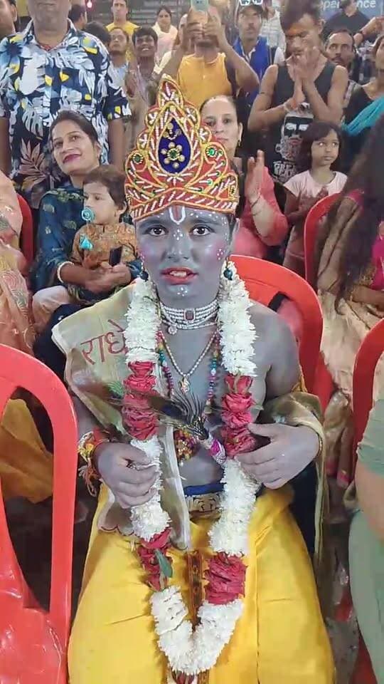 #haridwar : श्री कृष्ण जन्मोत्सव मंडल रेलवे स्टेशन हरिद्वार द्वारा आयोजित कार्यक्रम का रानीपुर विधायक आदेश चौहान द्वारा किया गया शुभारंभ : देखें वीडियो