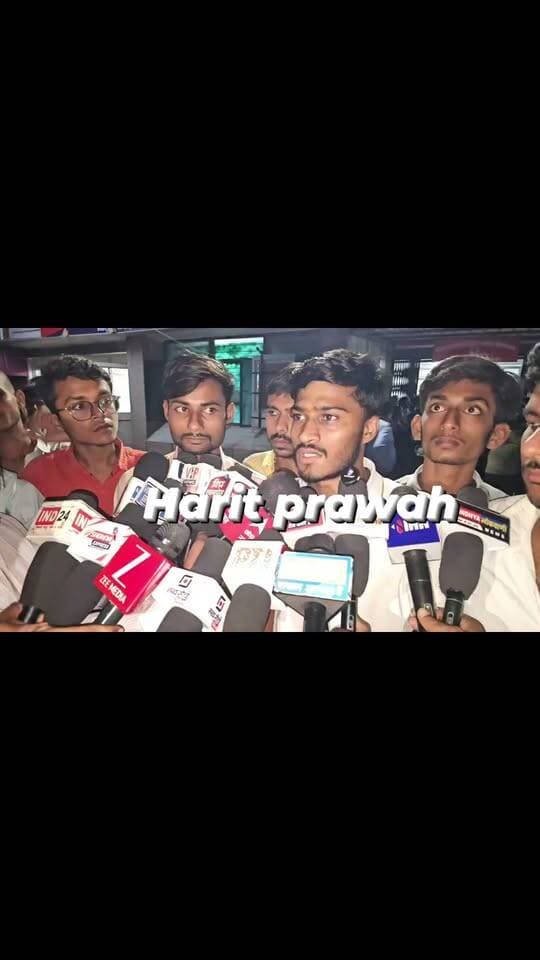 संजय गांधी अस्पताल में प्रदर्शन कर रहे NSUI कार्यकर्ताओं को पुलिस की धमकी महिला आगे लाकर छेड़छाड़ मामले में फंसने की धमकी, आम जनता की आवाज उठाने बाले यूथ पर पुलिस की ऐसी सोच ,
#viralvideo #nsui #sgmh