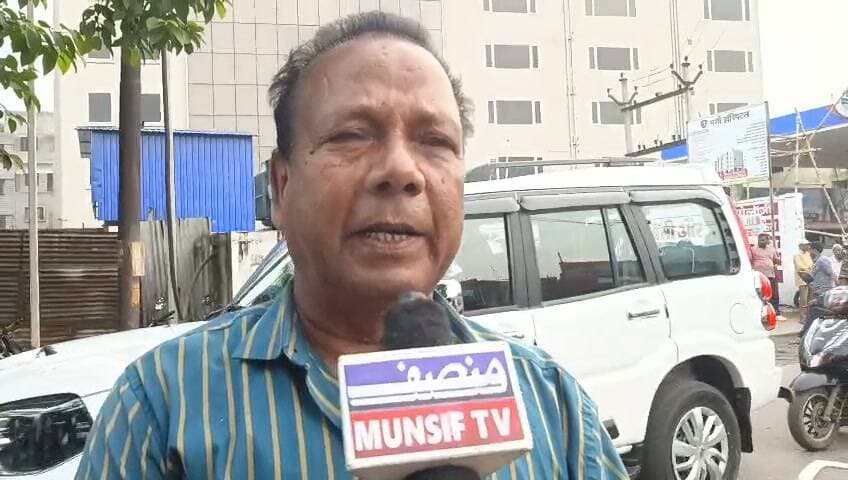 झारखंड सरकार के खेल और नगर विकास मंत्री सुदीव्य कुमार सोनू की हृदय गति रुकने से हुई मौत
#jharkhandnewsexpress #ranchinews #HemantSoren #sudivyakumarsonu #tranding