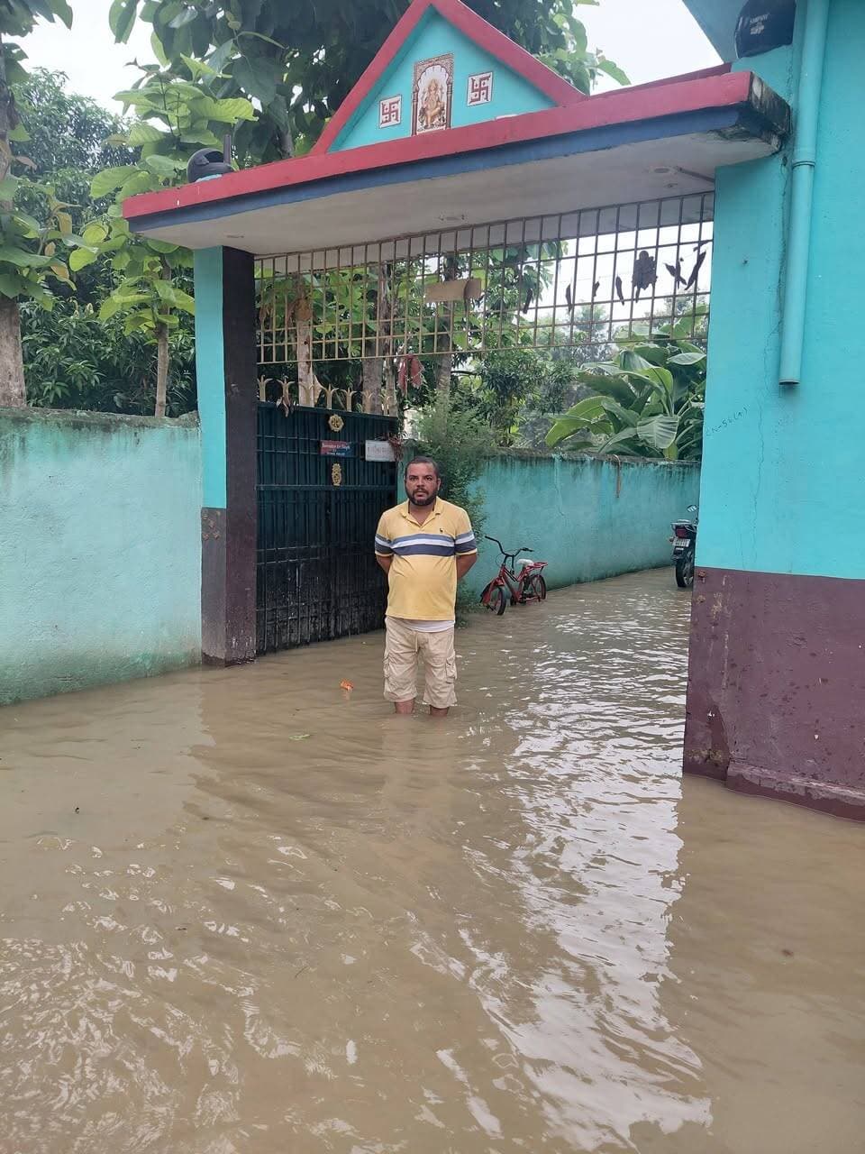 बाढ प्रभावित घोषित करे मुख्यमंत्री सम्राट चौधरी बख्तियारपुर के करनौती पंचायत के रानीसराय सहित नगर परिषद वार्ड नंबर-1,2,10,11,22,23,25,26,27 नागरिक बेहाल
#CMOBihar #hindustan #PatnaNews #smratchaudhary #trendingreelsvideo #viralreelschallenge #viralreels #samratchoudhary #public #LocalNews #viralnews #virals #BreakingNews #newstoday Ministry of Information & Broadcasting, Government of India Nitish Kumar V G Live• News National District Administration Patna CMO Bihar Information & Public Relations Department, Government of Bihar Samrat Choudhary Narendra Modi Urban Development & Housing Dept, Govt. of Bihar