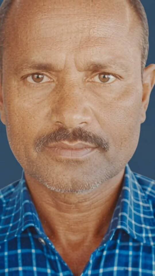 फिरोजाबाद: खेत पर जा रहे किसान को तेज रफ्तार बाइक ने मारी टक्कर, इलाज के दौरान मौत। बाइक सवार फरार, जसराना थाना पुलिस जांच में जुटी। #FirozabadNews #Jasrana #RoadAccident #UPNews