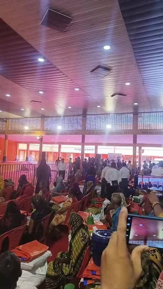 CM योगी ने बाढ़ प्रभावित परिवारों से मुलाकात की , #live