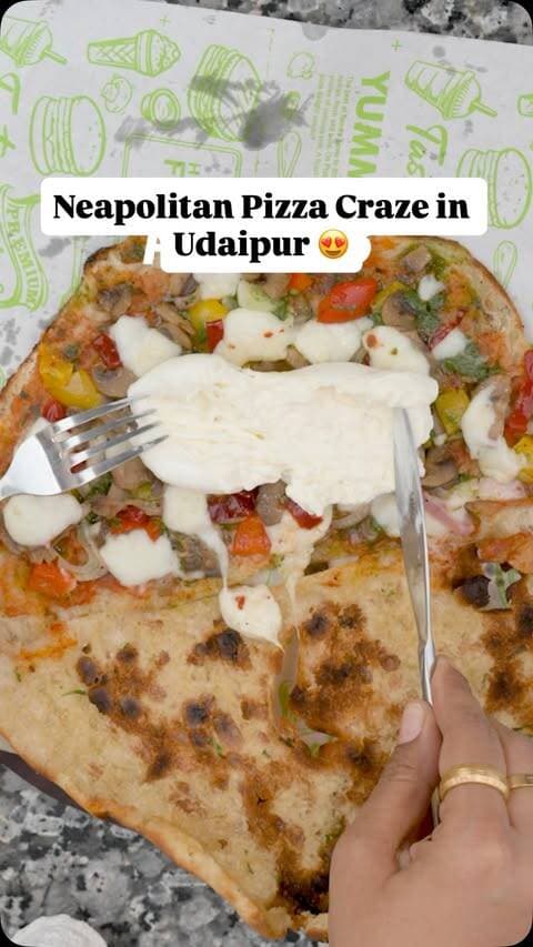 Neapolitan Pizza Craze in Udaipur is REAL! 🤯
We recently visited this new Rooftop in Udaipur serving some of the most amazing Neapolitan Pizzas.
My Favourite was the Burrata Panuzzo. 🤩
We also tried other dishes including Paneer Ghosla and Cheese Burst Paneer Tikka.
Full points for creativity and the impeccable taste. 😍
This is Noir Udaipur. ❤️
Location 📍: Noir by Maritini Bistro, 100ft Road, Shobhagpura, Opposite Shubh Kesar Garden
New Cafe in Udaipur, Pizza in Udaipur, Neapolitan Pizza Udaipur, Udaipur Food Scene, Udaipur Rooftop Restaurant