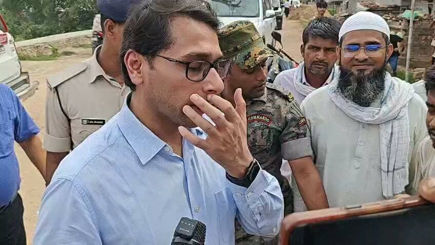 सीतामढ़ी रिंग बांध रोड पर डीएम की सख्ती, दोबारा होगी पैमाइश; अतिक्रमण पर चलेगा प्रशासन का डंडा