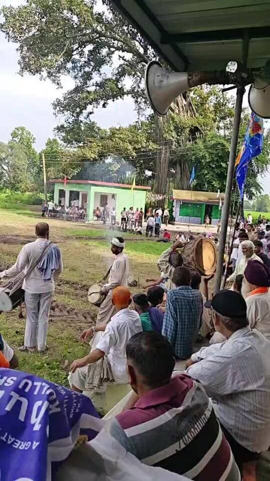 लाइव: न्यूज़ देशआदेश गोग्गा जाहरवीर महाराज (पीर बाबा) डोरियोंवाला में गोगा नवमी पर्व पर तीन दिवसीय दंगल प्रतियोगिता का आज दूसरा दिन