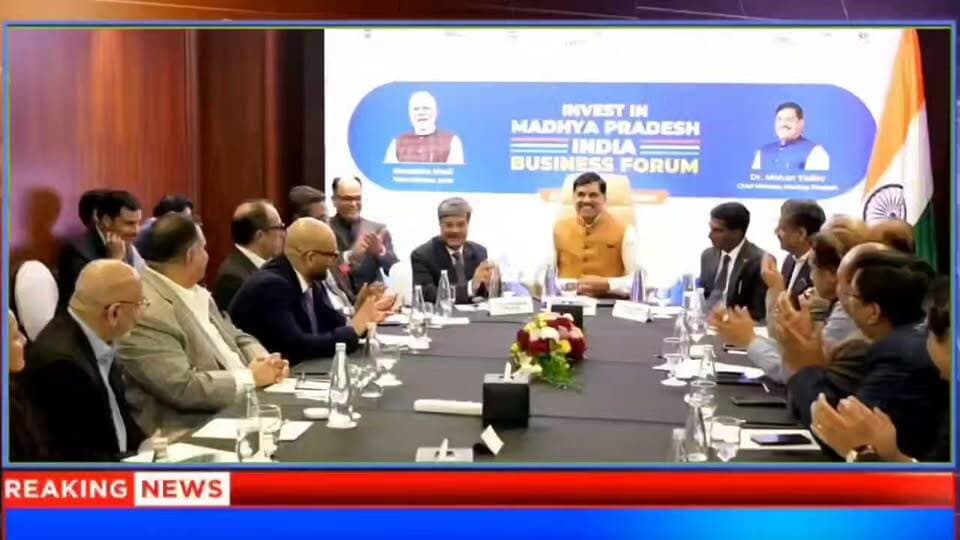 दुबई पहुंचे मध्य प्रदेश के मुख्यमंत्री डॉ मोहन यादव, निवेश करने के लिए किया प्रोत्साहित