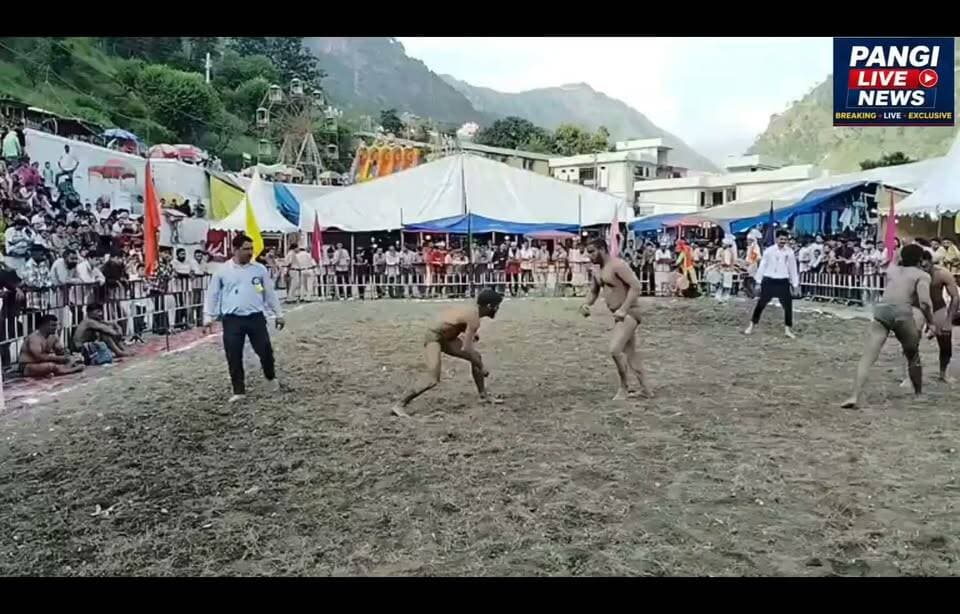 सुरंगानी छिंज मेला, मिनी मिंजर के नाम से प्रसिद्ध है
👉 जबरदस्त स्टार नाईट के साथ बनाई जाती है
