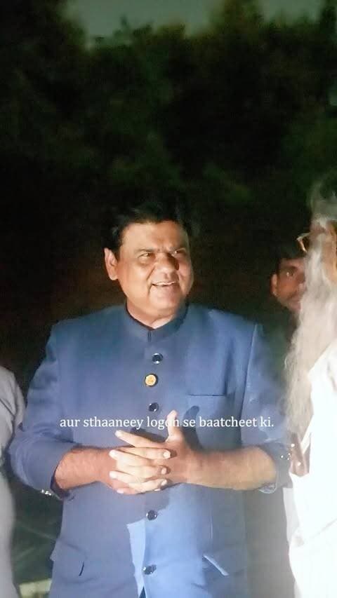 Mएक छोटी सी Street Light की समस्या… किसी की रोज़मर्रा की ज़िंदगी में बड़ी परेशानी बन सकती है। 💡
समस्या को समझना ही समाधान की पहली सीढ़ी है। ❤️
आइए, लोगों की आवाज़ सुनें,
उनकी परेशानी पहचानें और बेहतर समाधान की दिशा में कदम बढ़ाएँ। 🙏
#Varanasi #Banaras #Kashi #StreetLight #awareness PublicIssues SocialAwareness ViralReels
