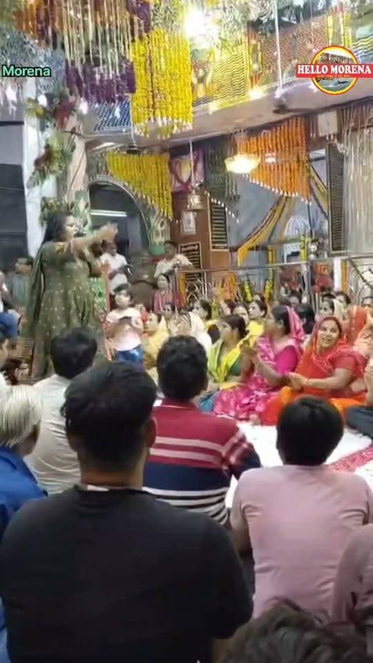 वृंदावन बना श्रीबाँकेबिहारी मंदिर, जन्माष्टमी के बाद मना नंदोत्सव, भजनों की धुन पर नाचे श्रद्धालु👇