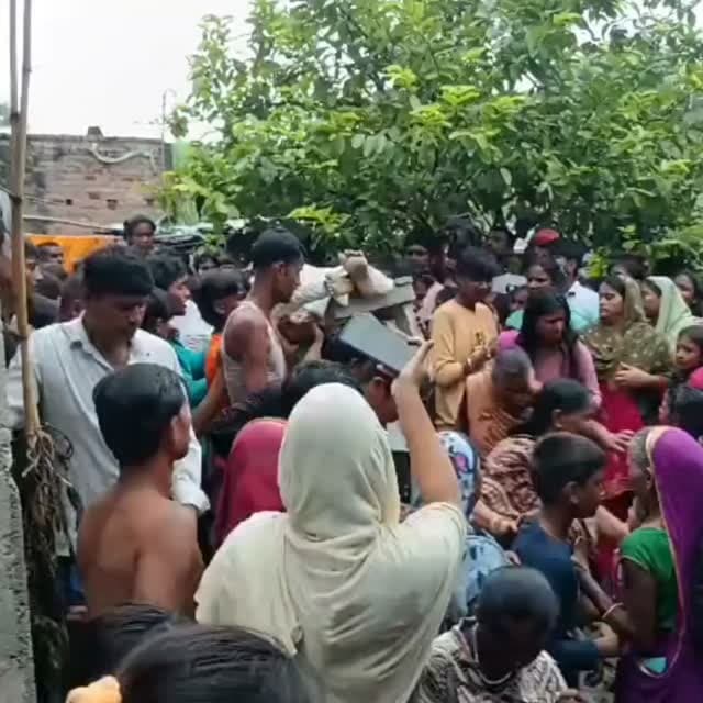 पुल कंपनी की लापरवाही ने फिर एक किशोर की ले ली जान, सड़क जाम #samastipur #bihar #viral #trendingreels #trendingnow