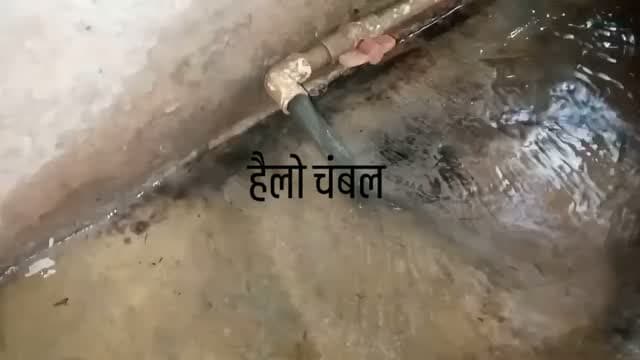 मुरैना की नई हाउसिंग बोर्ड कॉलोनी के नलों में आरो का स्वच्छ और निर्मल जल की सेवा उपलब्ध है।
