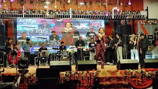 🔴 LIVE | सुरंगानी छिंज मेला महोत्सव 2026 🔴
🎶 दूसरी सांस्कृतिक संध्या का सीधा प्रसारण
देखिए सुरंगानी के ऐतिहासिक छिंज मेला महोत्सव की शानदार लाइव झलकियां और रंगारंग प्रस्तुतियां।
📺 LIVE: पहाड़ी न्यूज़
✍️ सुनील पहाड़ी | Pahadi News
#SuranganiChhinjMela #Live #सांस्कृतिकसंध्या #PahadiNews #SuneelPahadi #सुरंगानी #छिंजमेला �
