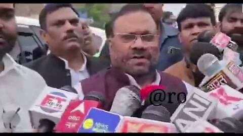 BSP में मायावती अकेले रहना चाहती हैं... उनको डर है...
#स्वामी_प्रसाद_मौर्य