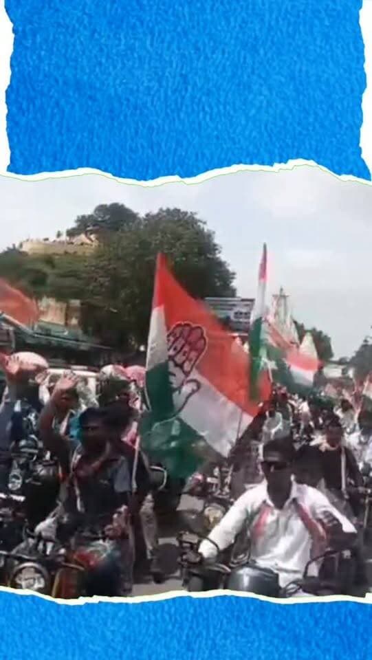 प्रचार के आखिरी दिन कांग्रेस का शक्ति प्रदर्शन, विशाल बाइक रैली निकालकर जीत का किया दावा
डूंगरपुर नगरपरिषद चुनाव के प्रचार के अंतिम दिन कांग्रेस ने शहर में जोरदार शक्ति प्रदर्शन किया। स्पोर्ट्स कॉम्प्लेक्स से कांग्रेस जिलाध्यक्ष व विधायक गणेश घोगरा के नेतृत्व में विशाल बाइक रैली निकाली गई। बड़ी संख्या में युवा, कार्यकर्ता और समर्थक कांग्रेस के झंडे लेकर रैली में शामिल हुए। रैली शहर के प्रमुख मार्गों से गुजरी, जहां जगह-जगह कार्यकर्ताओं का स्वागत किया गया। पूर्व ब्लॉक अध्यक्ष भरत नागदा ने दावा किया कि रैली को जनता और युवाओं का ऐतिहासिक समर्थन मिला है। उन्होंने कहा कि शहर में बदलाव की लहर है और जनता इस बार कांग्रेस का बोर्ड बनाने का मन बना चुकी है।
#Dungarpur #DungarpurNews #DungarpurElection #Congress #RajasthanElection MunicipalElection