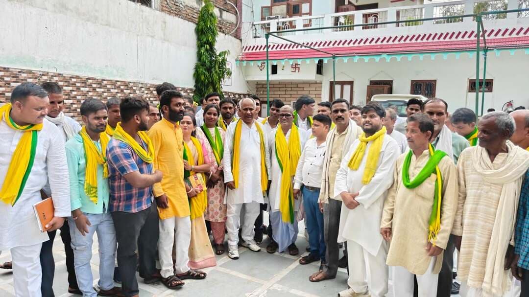 भीटी में प्रदेश स्तरीय कार्यकर्ता सम्मेलन में कार्यकर्ताओं को किया संबोधित /सुहेलदेव सम्मान स्वाभिमान पार्टी