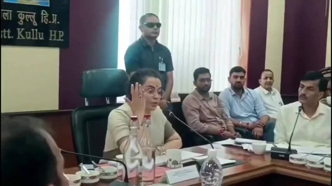 कुल्लू: कुल्लू में सांसद कंगना रनौत ने नशीले पदार्थों की अवैध बिक्री पर पुलिस को लगाईं कड़ी फटकार
