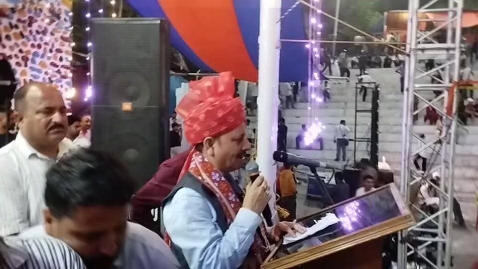 सुरंगानी छिंज मेले में मुख्यातिथि विधायक डी एस ठाकुर संबोधित करते हुए
#liveriral