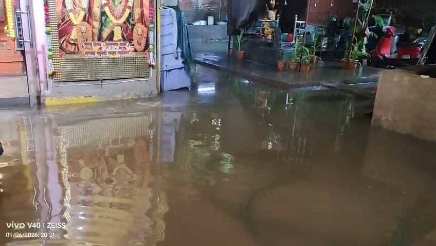 बहोड़पुर हनुमान मंदिर में भरा बारिश का पानी
देखें क्या हाल।
#newsimpact #gwaliornews