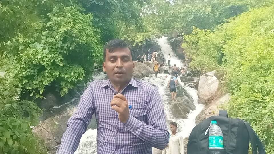 बिहार के औरंगाबाद जिला के मदनपुर प्रखंड के ग्राम पंचायत पिरवां में प्रकृति ने बदली नजारा, प्रतिदिन हजारों की संख्या पहुंच रहे है सैलानी