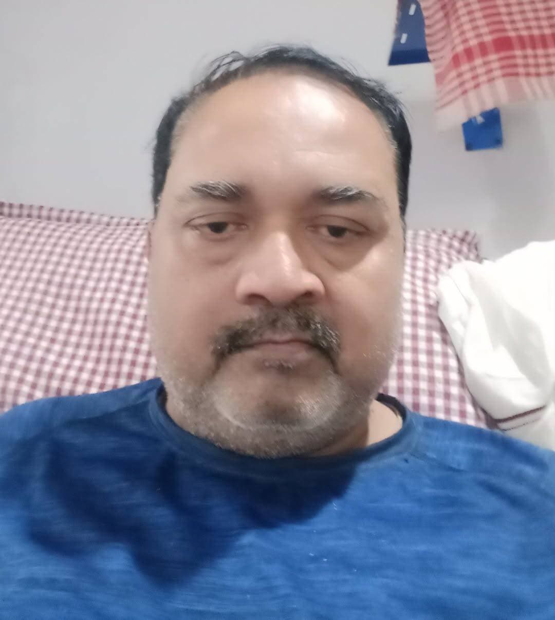 नींद आई तो इस कदर सोएंगे
हमको जगाने के लिए लोग रोएंगे