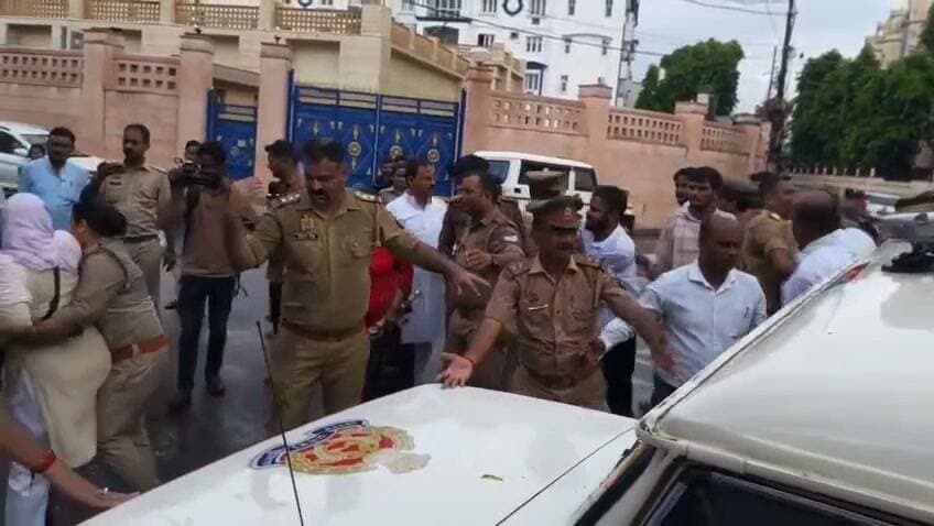 पुलिस ने कांग्रेस प्रदेश अध्यक्ष अजय राय को हिरासत में लिया, मस्जिद विवाद में सहारनपुर जा रहे थे अजय राय...
