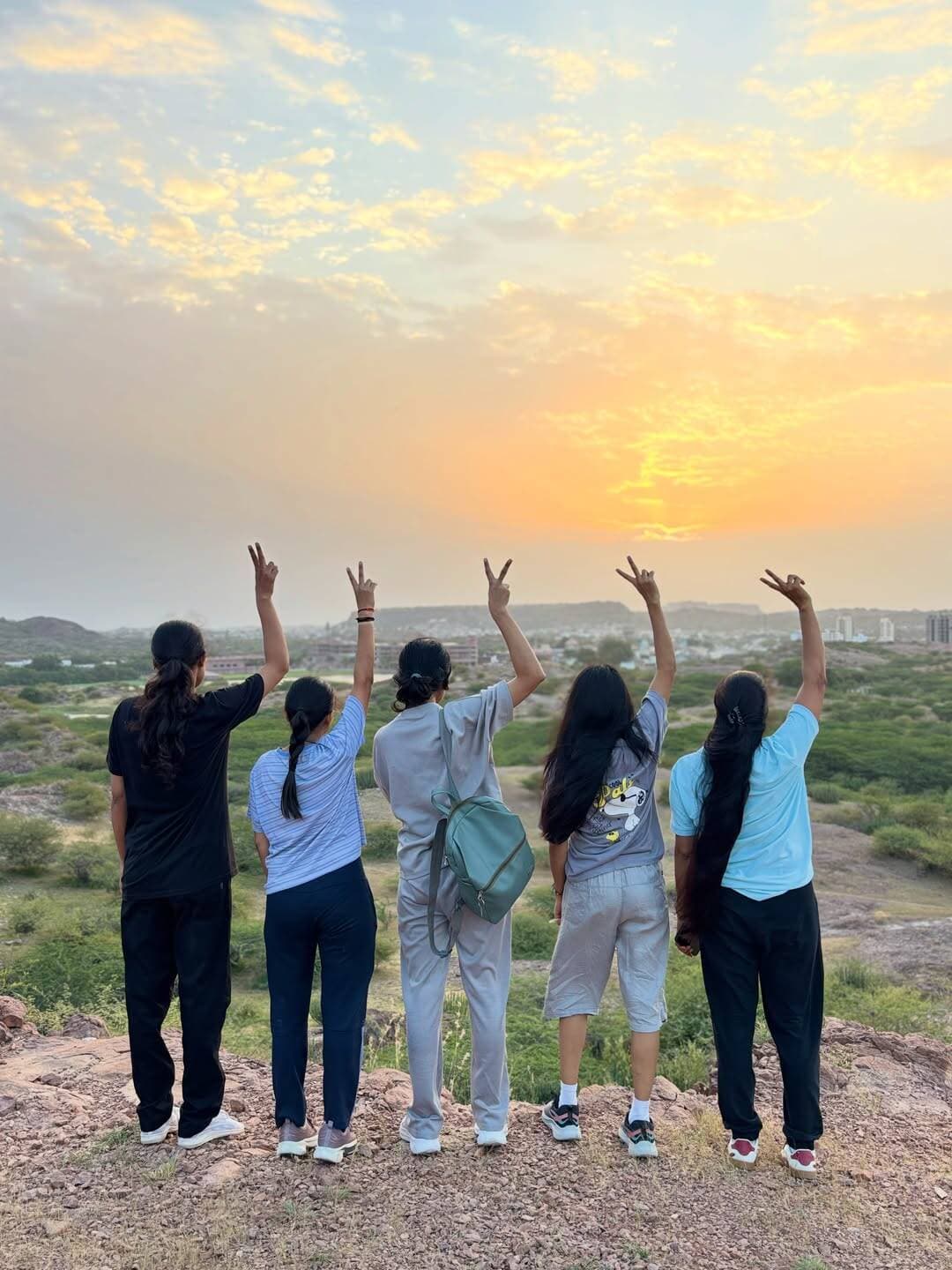 Mewithmypookies🎀♥️✨
.
.
.
.
.
.
.
.
.
#friends#morningvibes#lovenature#peaceful#homies