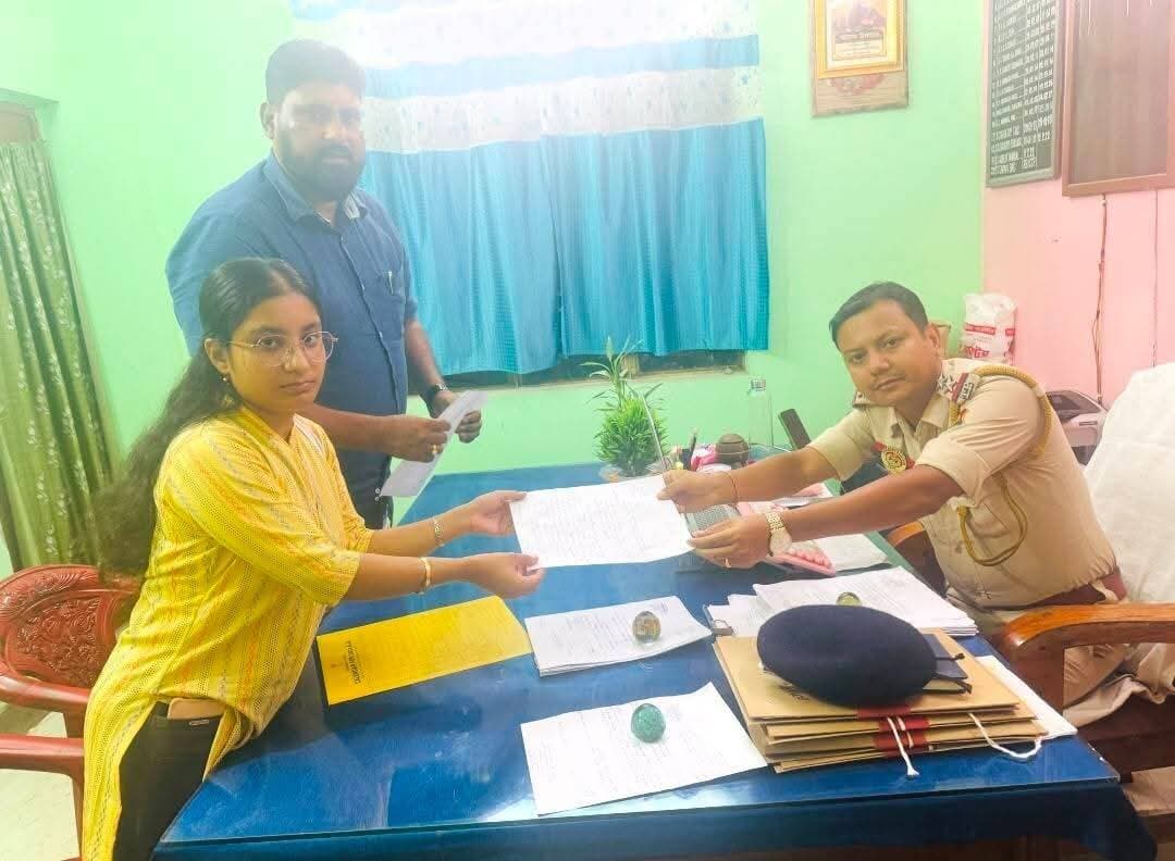 বিমানবন্দর থেকে বাড়ি ফেরার পথে MBBS ছাত্রীকে হয়রানির অভিযোগ থানায় মামলা।