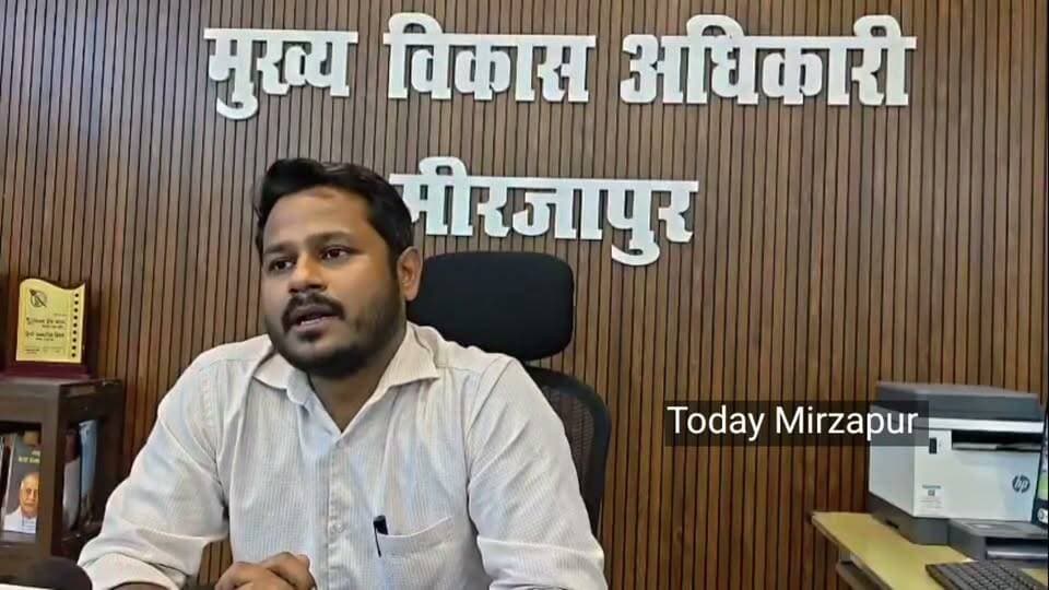 चेरुईराम प्राथमिक विद्यालय मामले में मुख्य विकास अधिकारी में बताया कि...
#todaymirzapur
#चेरूईराम
#छात्रप्रदर्शन
#सड़कनिर्माण
#मिर्जापुर