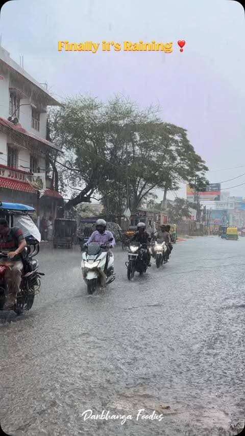 Is saal ki sabse achhi barish
.
.
.
#barish #darbhanga #mithila #rain #viral