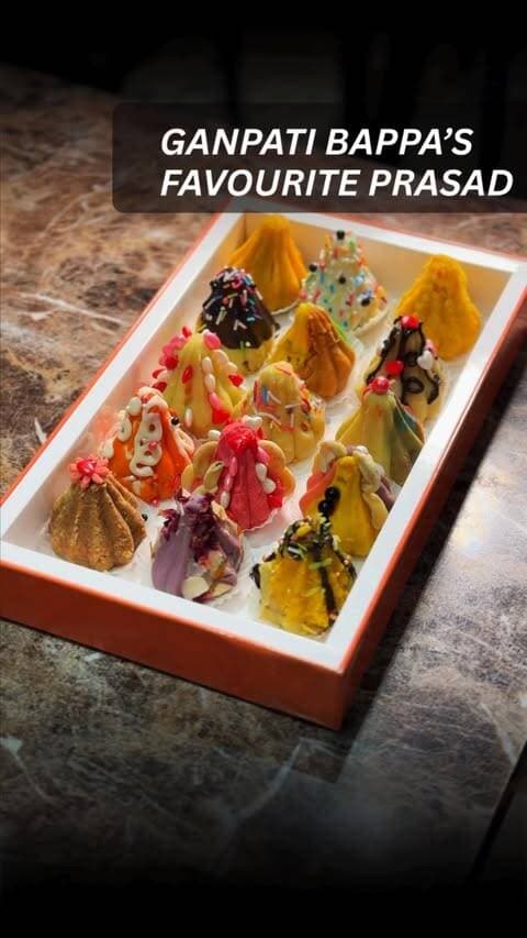 This Ganesh Chaturthi, make your celebrations truly grand, colourful & delicious! 🧡🙏✨
Presenting Babosa Tasty Treat’s Special Modak Chhappan Bhog Thali — 56 varieties of modak, crafted to add a little more sweetness to Bappa’s favourite festival. 😍
From traditional favourites to indulgent new flavours, there’s a modak for every mood! 🍬✨
📍 Visit your nearest Babosa Tasty Treat outlet today!
Ganpati Bappa Morya! ❤️🙏
#GaneshChaturthi #Modak #ChhappanBhog #56VarietiesOfModak
