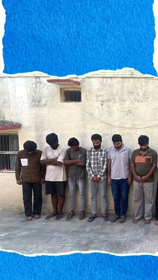 ‘Play Boy Job’ का झांसा देकर साइबर ठगी, भीम पुलिस ने 11 आरोपियों को दबोचा; 20 मोबाइल समेत कई सामान बरामद
राजसमंद के भीम से साइबर ठगी के बड़े गिरोह का पुलिस ने पर्दाफाश किया है। ‘Play Boy Job’, Escort Service और Part-Time Job के नाम पर लोगों से ऑनलाइन ठगी करने वाले 11 आरोपियों को गिरफ्तार किया गया है। पुलिस ने आरोपियों के कब्जे से 20 स्मार्टफोन, अलग-अलग बैंकों के ATM और Debit Card, 3 POS मशीनें और Fronx कार बरामद की है। आरोपी Telegram और Snapchat समेत सोशल मीडिया प्लेटफॉर्म पर युवतियों के नाम से फर्जी प्रोफाइल बनाकर लोगों को नौकरी और VVIP महिला क्लाइंट का झांसा देते थे। इसके बाद Registration, Security और Commission के नाम पर पैसे वसूले जाते थे। पुलिस अब गिरोह के अन्य सदस्यों और मनी ट्रेल की जांच में जुटी है।
#CyberCrime #CyberFraud #OnlineFraud #RajasthanPolice #RajsamandPolice Bhim