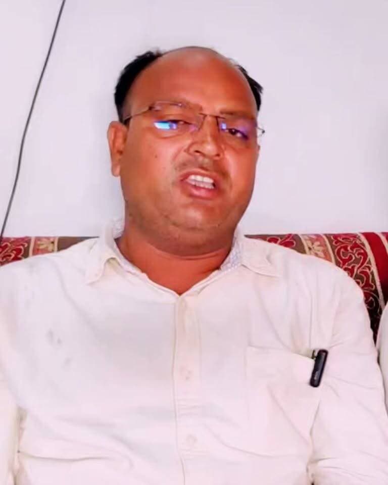 नगर परिषद वार्ड 13 की जनता का बड़ा दावा
#चुनाव #निकाय #सरकार #पार्षद #नगरपरिषदटोंक
ChandraVeer Singh Laxmi Jain Ajit Singh Mehta Narendra Yadav Adv Rohit Yadav Adv Kamlesh Yadav Ramnarayan Yadav Kacholiya