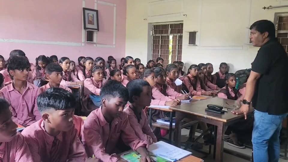 अंतर्राष्ट्रीय साक्षरता दिवस पर बच्चों ने लिया संकल्प, शिक्षा और जागरूकता से समाज बदलने का संदेश
#खबरेंअभीतक #KhabareAbhiTak #LiteracyDay