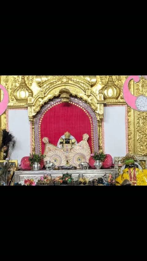 श्री सांवलिया सेठ मंगला आरती दर्शन 🙏🚩
सांवलिया सेठ की जय हो 🙏✨
प्रभु के दिव्य दर्शन से मंगलमय हो आपका दिन।