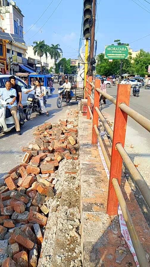 #haridwar : हरिद्वार स्तम्भ की खबर का असर, कुंभ के बजट से हो रहे डिवाइडर छोड़ीकारण के कार्य को रोक : देखें वीडियो
Haridwar Stambh Vasudev