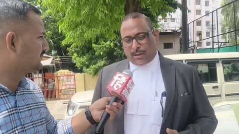 #मेरठ की #शाही #जामा #मस्जिद की #पुरातात्विक #जांच की #मांग #NewsUpdate #reportinglive #AwarenessVideo
#मेरठ, उत्तर प्रदेश: शहर की ऐतिहासिक शाही जामा मस्जिद को लेकर नया दावा सामने आया है। वकील रामकुमार शर्मा ने कमिश्नर और डीएम को पत्र भेजकर मस्जिद की पुरातात्विक जांच कराने की मांग की है। उनका दावा है कि मस्जिद सम्राट अशोक काल की एक मोनेस्टी को तोड़कर बनाई गई थी। मामले को लेकर जांच की मांग उठने के बाद चर्चाएं तेज हो गई हैं।