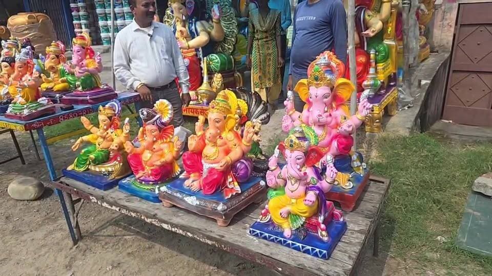 -#घुमारवीं--- गणपति बप्पा मोरिया , छोटा भगेड़ में हीरा लाल राजस्थानी मूर्ति वाले के पास हर प्रकार की गणपति मूर्तियां तैयार... #देखिए_लाइव...
-#हीरा लाल राजस्थानी मूर्ति वाला
छोटा भगेड़ - 8580781580
#BrightNews #BrightNewsBilaspur #BrightNewsGhumarwin #HeeraLalRajasthaniMurtiWala #HeeraLalMurtiWala #RajasthaniMurtiWalaGhumarwin #GanpatiBappaMorya #GanpatiVisarjan2026 #GaneshMurtiWala #GaneshMurtiGhumarwin #ChhotiBhagedWalaMurtiWala #GhumarwinRoadMurtiWala #BilaspurMurtiWala #BilaspurGaneshMurti #GhumarwinGaneshMurti #BadiGaneshMurti #ChhotiGaneshMurti #EcoFriendlyGaneshMurti #GaneshChaturthiSpecial #GaneshUtsav2026 #GanpatiFestivalGhumarwin #JagranKiMurtiyan #MandirKiMurtiyan #ShowPieceMurtiyan #MurtiMeRangPaint #PuraniMurtiMePaint #MurtiPaintingWork #MurtiBananeWala #RajasthaniArtist #GhumarwinArtist #BilaspurArtist #HimachalMurtiWala #HPMurtiWala #GhumarwinBreaking #BilaspurBreaking #HamirpurBreaking #MandiBreaking #HimachalBreaking #HimachalPradeshNews #GhumarwinNews #BilaspurNewsToday #GaneshMurtiSale #GanpatiMurtiBookingOpen #MurtiOrderBookKaro #BestMurtiWalaGhumarwin #SastiAurSundarMurtiyan #GanpatiDecorationMurti #GaneshJiKiBadiMurti #GaneshJiKiChhotiMurti #GanpatiVisarjanMurti #GhumarwinMeMurtiKahanMilegi #BilaspurMeMurtiKahanMilegi #BrightNewsLive