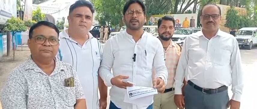 #बरेली में #जलभराव से #व्यापारियों को नुकसान, #डीएम से सर्वे और राहत की मांग
Bareilly news Live