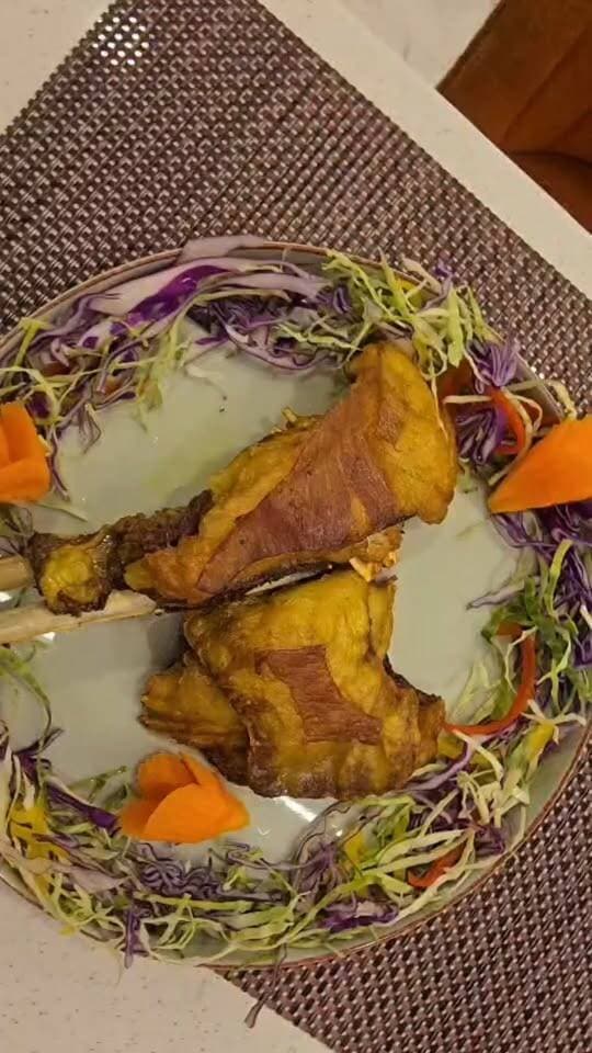 A delightful food experience at @GLEE – Hotel Cum Restaurant at Sodepur 🍽️
সম্প্রতি আমরা ঘুরে এলাম GLEE – Hotel Cum Restaurant-এ, আর সেখানকার পরিবেশ ও সুস্বাদু খাবার আমাদের মন ছুঁয়ে গেছে। সুইমিং পুলের ধারের ক্যাফেতে (Poolside Café) বসে আড্ডা দেওয়া 🌴☕ থেকে শুরু করে তাদের ফ্যামিলি রেস্তোরাঁয় জিভে জল আনা নানা পদের স্বাদ নেওয়া—সব মিলিয়ে অভিজ্ঞতাটি ছিল চমৎকার। ভালো খাবার, আরামদায়ক বসার ব্যবস্থা এবং সুন্দর একটি পরিবেশের দারুণ মেলবন্ধন এই জায়গাটি 😍
Perfect for a family outing, casual hangout, or a relaxing meal with your loved ones. ❤️
📍 GLEE – Hotel Cum Restaurant
495, Tegharia, Ghola, Kalyani Expressway, Sodepur
📌 Location: https://maps.app.goo.gl/MMVA5Adjz3qanx6p9
📞 Contact: 09062630101
Watch the video to see the ambience and the dishes we tried 🎥🍴
#GLEE #GLEEHotelRestaurant #Sodepur #SodepurFood #KalyaniExpressway #PoolsideCafe #FamilyRestaurant #FoodVlog #FoodReview #KolkataFoodies #KolkataFoodBlogger #FoodLovers #RestaurantReview #WeekendFoodTrip #BengalFoodies