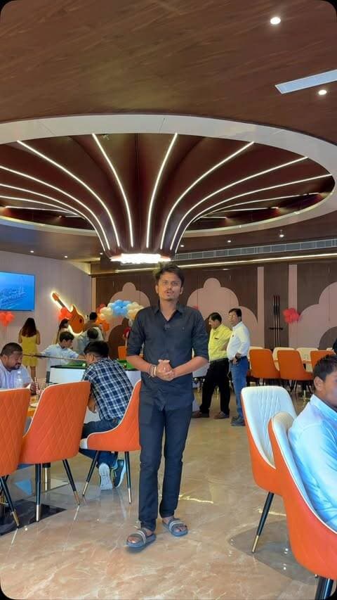 ✨ Good food. Great vibes. One perfect destination — EKMI Restaurant. 🍽️🔥
जहाँ हर bite में taste और हर moment में vibe है! ❤️🔥
Darbhanga, are you ready to make your dining moments EKMI? 😋
#EKMIRestaurant #DarbhangaFoodies #RestaurantVibes #Foodie #GoodFoodGoodMood Darbhanga