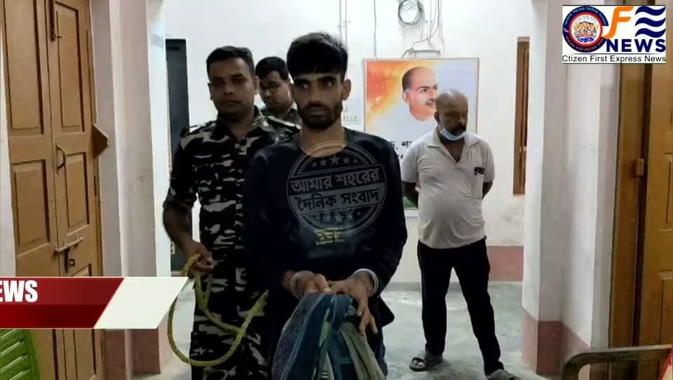 পুলিশের বড় সাফল্য! সীমান্ত এলাকা থেকে ৪ মহিলা সহ আটক ৫ বাংলাদেশি নাগরিক, পেশ আদালতে।
#আমারশহরেরদৈনিকসংবাদ #হাঁসখালি #নদিয়া #সীমান্ততল্লাশি #বাংলাদেশিঅনুপ্রবেশকারী #হাঁসখালিথানা #পুলিশেরসাফল্য #রানাঘাটআদালত #ব্রেকিংনিউজ #HanskhaliNews #NadiaNews #Border #HanskhaliPolice #RanaghatCourt #NadiaPolice #PoliceSuccess #BorderSecurity #Hanskhali