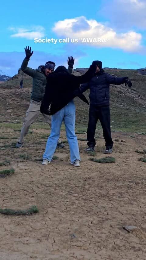 Society call us "AWARA" Tag your Friends & Plan this Memorable Trip Together🔥🤣
#travelbloggers #travelcontentcreator #bikeadventure #explorepages #ᴛʀᴇɴᴅɪɴɢɴᴏw
Bike adventure in Spiti Valley Diaries Tag your Friends Must Visit Adventure Travel Blogger Content Creator Trending now Viral Instagram Travel Reels Videos