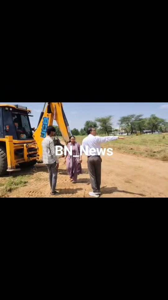 बहरोड़ में निकाय चुनावों के लिए वाहनो का अधिग्रहण हुआ
बसों के साथ ही अन्य वाहनो का किया अधिग्रहण
राजकीय महाविद्यालय बहरोड़ में खड़ा करवाया गया अधिग्रहण किये वाहनो को
गुरुवार को रवाना होंगे मतदान दल
राजकीय महाविद्यालय में अंतिम तैयारियां जोरों से
