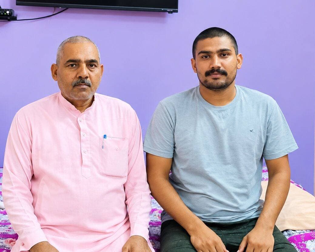 ЁЯОЙ рд╣рд╛рд░реНрджрд┐рдХ рдмрдзрд╛рдИ рдПрд╡рдВ рдЙрдЬреНрдЬреНрд╡рд▓ рднрд╡рд┐рд╖реНрдп рдХреА рд╢реБрднрдХрд╛рдордирд╛рдПрдВ! ЁЯОЙ
рдореЗрд░реЗ рдЖрджрд░рдгреАрдп рдЧреБрд░реБ рдЬреА рд╢реНрд░реА рдЗрдиреНрджреНрд░рдкрд╛рд▓ рджреНрд╡рд┐рд╡реЗрджреА рдЬреА рдХреЗ рд▓рд╛рдбрд╝рд▓реЗ рдЫреЛрдЯреЗ рдмреЗрдЯреЗ рдордпрдВрдХ рджреНрд╡рд┐рд╡реЗрджреА рдХрд╛ <nis:link nis:type=tag nis:id=рдХрдирд┐рд╖реНрда_рд╕рд╣рд╛рдпрдХ nis:value=рдХрдирд┐рд╖реНрда_рд╕рд╣рд╛рдпрдХ nis:enabled=true nis:link/> рдкрдж рдкрд░ рдЪрдпрди рд╣реЛрдиреЗ рдкрд░ рд╣реГрджрдп рд╕реЗ рдмрд╣реБрдд-рдмрд╣реБрдд рдмрдзрд╛рдИ рдПрд╡рдВ рд╢реБрднрдХрд╛рдордирд╛рдПрдВред ЁЯТРтЩея╕П
рдпрд╣ рд╕рдлрд▓рддрд╛ рдЖрдкрдХреА рдореЗрд╣рдирдд, рд▓рдЧрди рдФрд░ рдкреНрд░рддрд┐рднрд╛ рдХрд╛ рдкрд░рд┐рдгрд╛рдо рд╣реИред рдирд┐рд╢реНрдЪрд┐рдд рд░реВрдк рд╕реЗ рдпрд╣ рдЙрдкрд▓рдмреНрдзрд┐ рдкрд░рд┐рд╡рд╛рд░ рдХреЗ рд╕рд╛рде-рд╕рд╛рде рд╣рдо рд╕рднреА рдХреЗ рд▓рд┐рдП рднреА рдЧрд░реНрд╡ рдХрд╛ рд╡рд┐рд╖рдп рд╣реИред тЭдя╕П
рдИрд╢реНрд╡рд░ рд╕реЗ рдкреНрд░рд╛рд░реНрдердирд╛ рд╣реИ рдХрд┐ рдЖрдкрдХреЗ рдЬреАрд╡рди рдореЗрдВ рд╕рдлрд▓рддрд╛ рдХрд╛ рдпрд╣ рд╕рд┐рд▓рд╕рд┐рд▓рд╛ рдпреВрдВ рд╣реА рдирд┐рд░рдВрддрд░ рдЪрд▓рддрд╛ рд░рд╣реЗ рдФрд░ рдЖрдк рдЕрдкрдиреЗ рдХрд╛рд░реНрдпрдХреНрд╖реЗрддреНрд░ рдореЗрдВ рдирдИ рдКрдВрдЪрд╛рдЗрдпрд╛рдВ рд╣рд╛рд╕рд┐рд▓ рдХрд░реЗрдВред тЬи
рдПрдХ рдмрд╛рд░ рдлрд┐рд░ рдордпрдВрдХ рджреНрд╡рд┐рд╡реЗрджреА рдХреЛ рдвреЗрд░реЛрдВ рдмрдзрд╛рдЗрдпрд╛рдВ рдПрд╡рдВ рдордВрдЧрд▓рдХрд╛рдордирд╛рдПрдВред ЁЯТРЁЯОК
<nis:link nis:type=tag nis:id=followers nis:value=followers nis:enabled=true nis:link/> <nis:link nis:type=tag nis:id=highlight nis:value=highlight nis:enabled=true nis:link/> <nis:link nis:type=tag nis:id=рдХреБрд▓рдкрд╣рд╛рдбрд╝ nis:value=рдХреБрд▓рдкрд╣рд╛рдбрд╝ nis:enabled=true nis:link/> Pandit Mayank Dwivedi